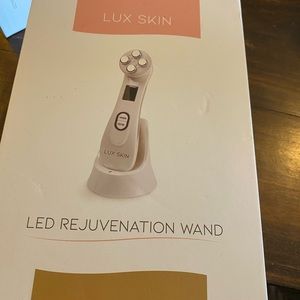LED Rejuvenation Wand